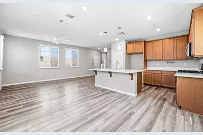 8800 Sheldon Terrace Lane, Elk Grove, CA 95758 - Photo 7