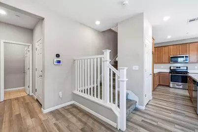 8800 Sheldon Terrace Lane, Elk Grove, CA 95758 - Photo 15
