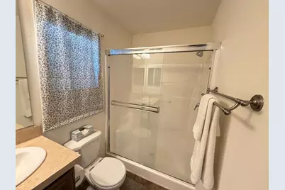 Royalwood Ln, Rancho Cordova, CA 95670 - Photo 17