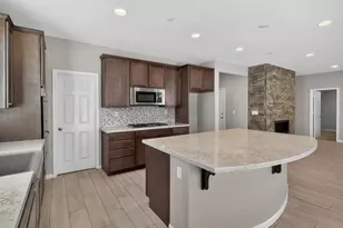 10085 Avocado Way, Elk Grove, CA 95757 - Photo 5