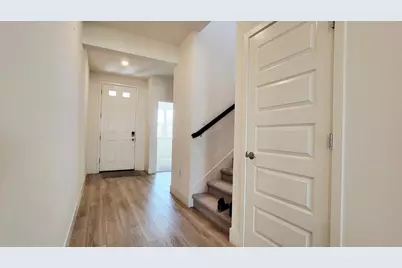 10281 Baritone Way, Elk Grove, CA 95757 - Photo 5