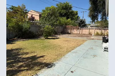 2410 Brentley Drive, Sacramento, CA 95822 - Photo 21