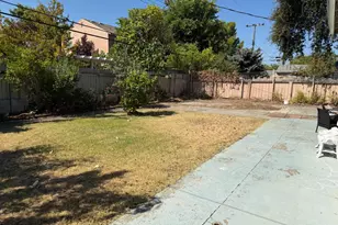 2410 Brentley Dr, Sacramento, CA 95822 - Photo 21