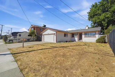 6332 Logan Street, Sacramento, CA 95824 - Photo 3