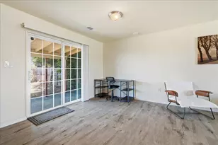 6332 Logan St, Sacramento, CA 95824 - Photo 11
