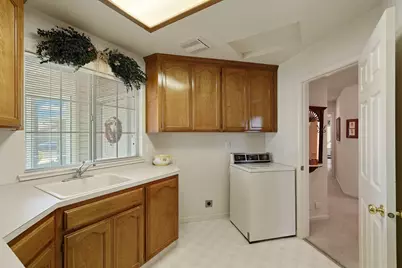 1374 Edgewood Avenue, Escalon, CA 95320 - Photo 19