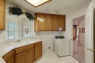1374 Edgewood Ave, Escalon, CA 95320 - Photo 19