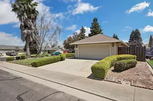 1374 Edgewood Ave, Escalon, CA 95320 - Photo 3