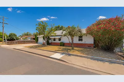 324 Sycamore Avenue, Manteca, CA 95336 - Photo 5