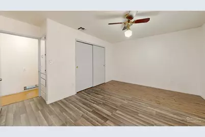 324 Sycamore Avenue, Manteca, CA 95336 - Photo 9