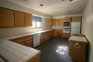 3402 21st Ave, Sacramento, CA 95820 - Photo 3