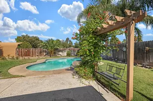 900 White Ln, Stockton, CA 95215 - Photo 37