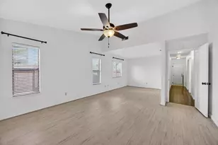 5119 Stoneglen Way, Elk Grove, CA 95758 - Photo 33