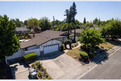 2040 Linden Grove Way, Carmichael, CA 95608 - Photo 47