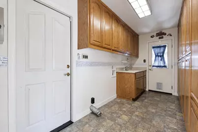 2040 Linden Grove Way, Carmichael, CA 95608 - Photo 19