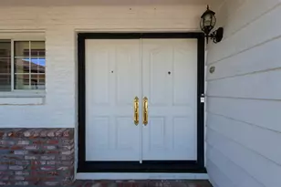 2040 Linden Grove Way, Carmichael, CA 95608 - Photo 9