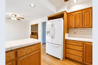 2040 Linden Grove Way, Carmichael, CA 95608 - Photo 13