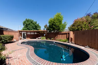 2040 Linden Grove Way, Carmichael, CA 95608 - Photo 39