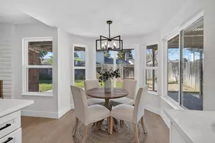 9055 Grouse Meadow Dr, Elk Grove, CA 95624 - Photo 11