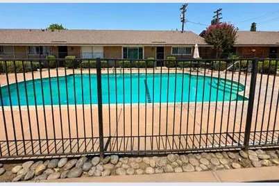 3749 N Fruit Avenue #C, Fresno, CA 93705 - Photo 25