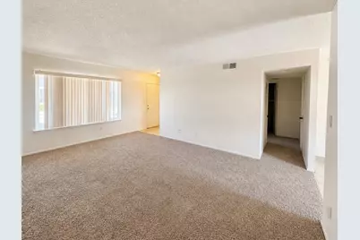 3749 N Fruit Avenue #C, Fresno, CA 93705 - Photo 7