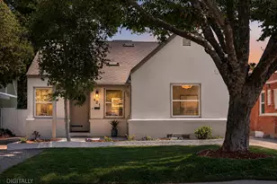421 40th St, Sacramento, CA 95819 - Photo 35
