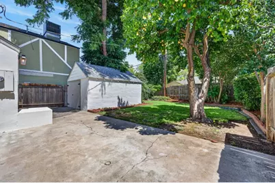 421 40th Street, Sacramento, CA 95819 - Photo 29