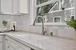 421 40th St, Sacramento, CA 95819 - Photo 9