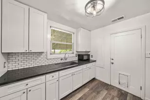2837 Verna Way, Sacramento, CA 95821 - Photo 11