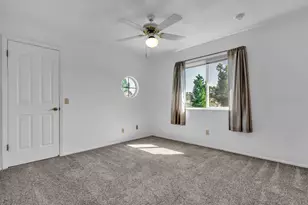 9350 Framington Way, Elk Grove, CA 95758 - Photo 33