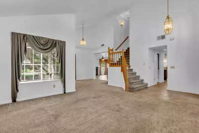 9350 Framington Way, Elk Grove, CA 95758 - Photo 11