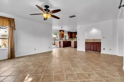 9350 Framington Way, Elk Grove, CA 95758 - Photo 15
