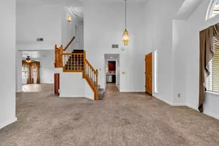 9350 Framington Way, Elk Grove, CA 95758 - Photo 11