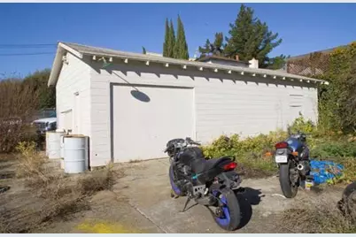 7960 Macarthur Boulevard, Oakland, CA 94605 - Photo 3
