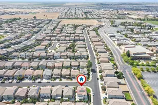 8421 Vila Gale Way, Elk Grove, CA 95757 - Photo 43