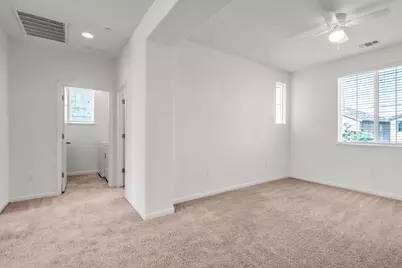 8421 Vila Gale Way, Elk Grove, CA 95757 - Photo 25
