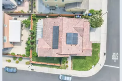 8421 Vila Gale Way, Elk Grove, CA 95757 - Photo 39