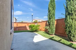 8421 Vila Gale Way, Elk Grove, CA 95757 - Photo 37
