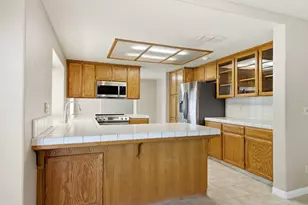 7424 Heathrow Way, Hughson, CA 95326 - Photo 9