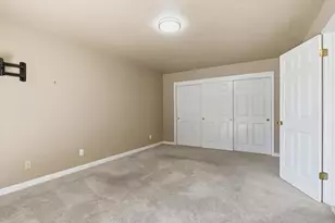 7424 Heathrow Way, Hughson, CA 95326 - Photo 13