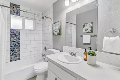 9101 Plaza Park Drive, Elk Grove, CA 95624 - Photo 29