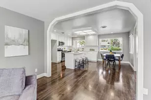 9101 Plaza Park Dr, Elk Grove, CA 95624 - Photo 9
