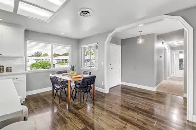 9101 Plaza Park Drive, Elk Grove, CA 95624 - Photo 19