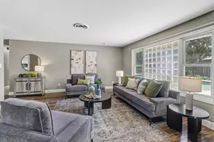 9101 Plaza Park Dr, Elk Grove, CA 95624 - Photo 13