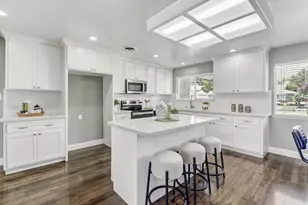 9101 Plaza Park Dr, Elk Grove, CA 95624 - Photo 7