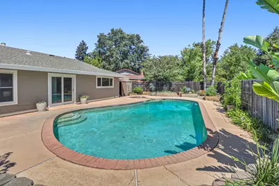 9101 Plaza Park Drive, Elk Grove, CA 95624 - Photo 39