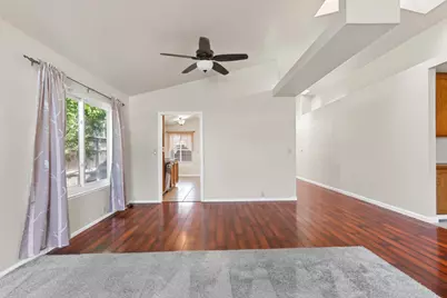 8181 Marion Oaks Court, Sacramento, CA 95828 - Photo 11