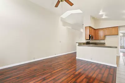 8181 Marion Oaks Court, Sacramento, CA 95828 - Photo 15
