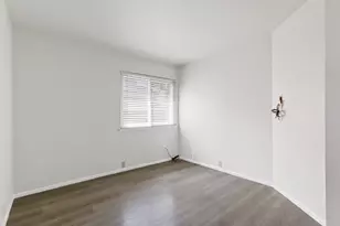 8181 Marion Oaks Ct, Sacramento, CA 95828 - Photo 29