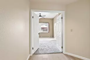 8181 Marion Oaks Ct, Sacramento, CA 95828 - Photo 25